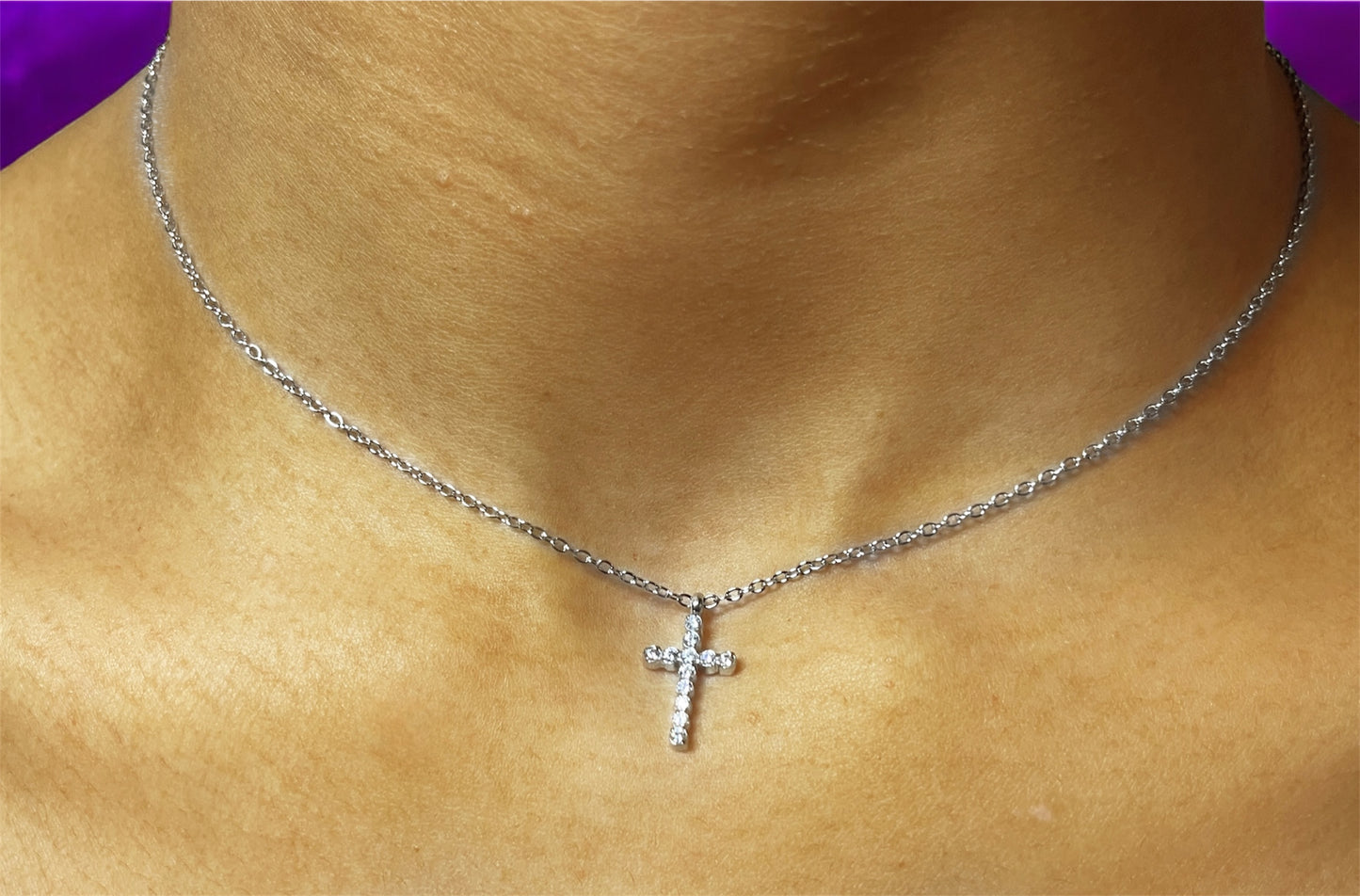 Silver Cross pendant necklace